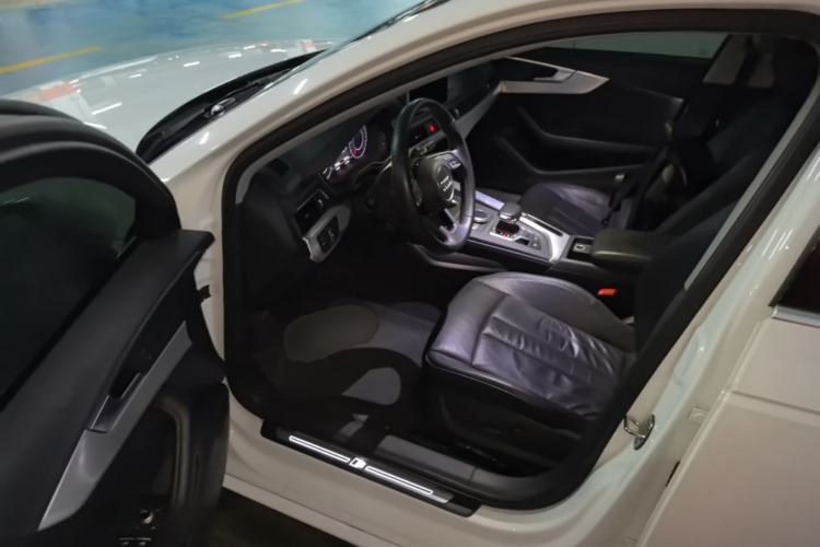 Used Audi A4L 2019 40 TFSI Fashion Version China V Driver Seat
