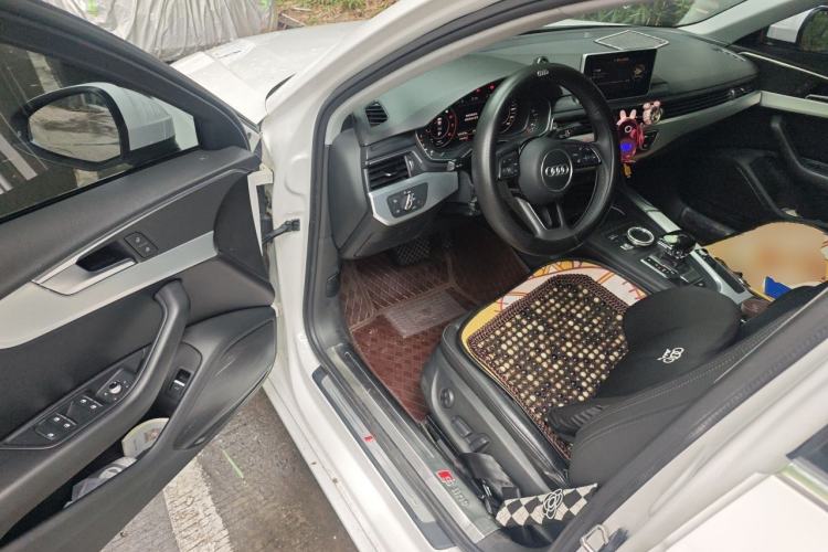 Used Audi A4L 2019 40 TFSI Fashion Version China V Driver Seat