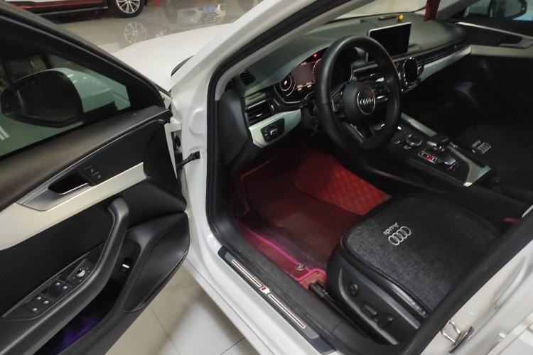 Used Audi A4L 2019 40 TFSI Fashion Version China V Driver Seat