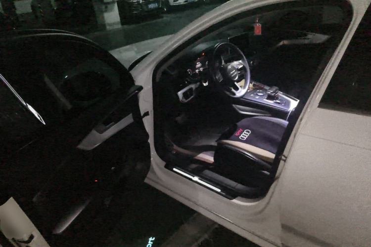 Used Audi A4L 2019 40 TFSI Fashion Version China V Driver Seat