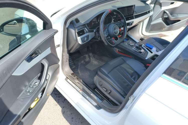 Used Audi A4L 2019 45 TFSI quattro Individual Sport Edition China V Driver Seat