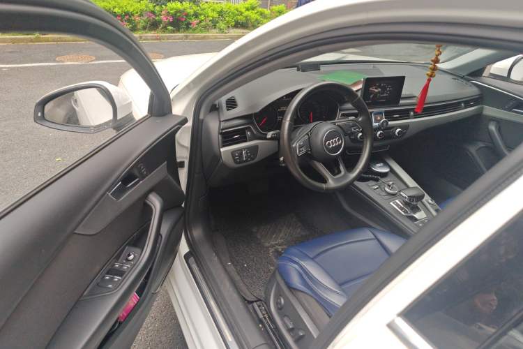 Used Audi A4L 2019 40 TFSI Ambition Version China V Driver Seat