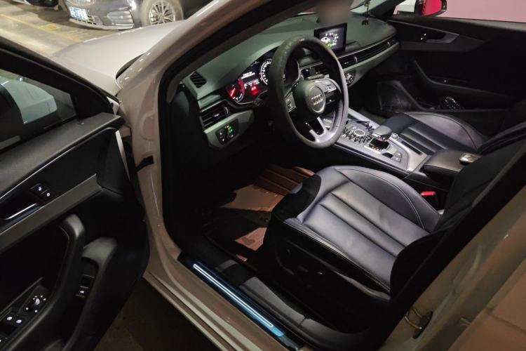 Used Audi A4L 2019 40 TFSI Ambition Version China V Driver Seat