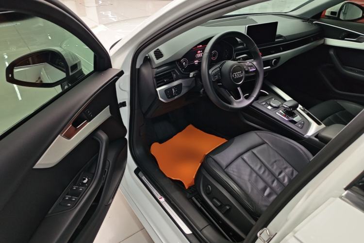 Used Audi A4L 2019 40 TFSI Fashion Version China V Driver Seat