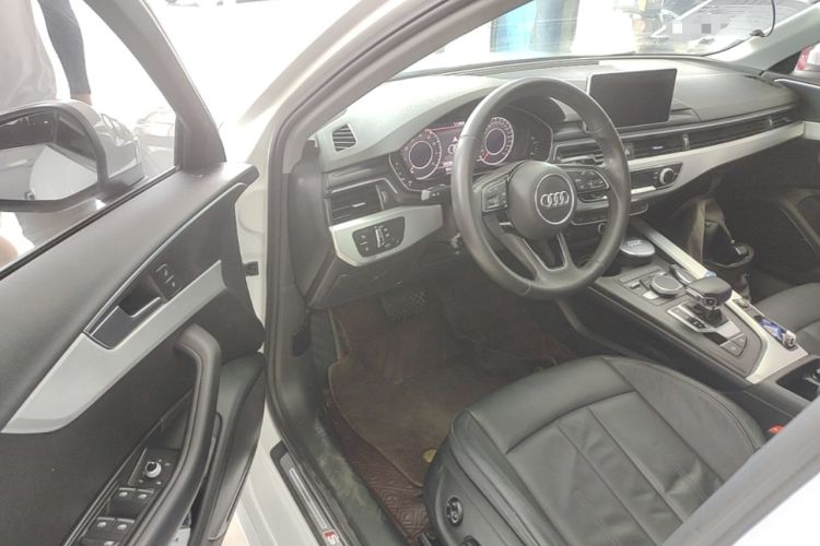 Used Audi A4L 2019 40 TFSI Fashion Version China V Driver Seat