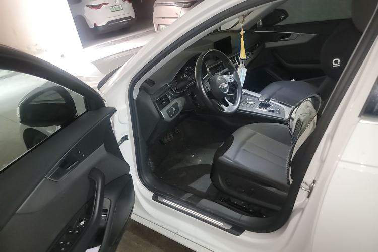 Used Audi A4L 2019 40 TFSI Ambition Version China V Driver Seat