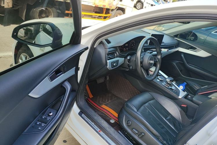 Used Audi A4L 2019 40 TFSI Fashion Version China V Driver Seat
