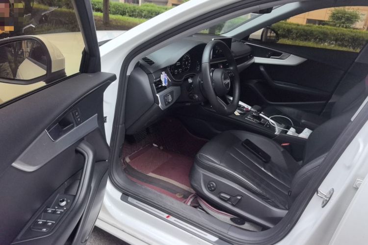 Used Audi A4L 2019 40 TFSI Fashion Version China V Driver Seat