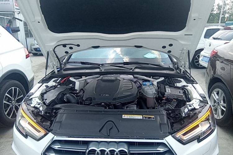 Used Audi A4L 2019 40 TFSI Fashion Version China V Engine Bay