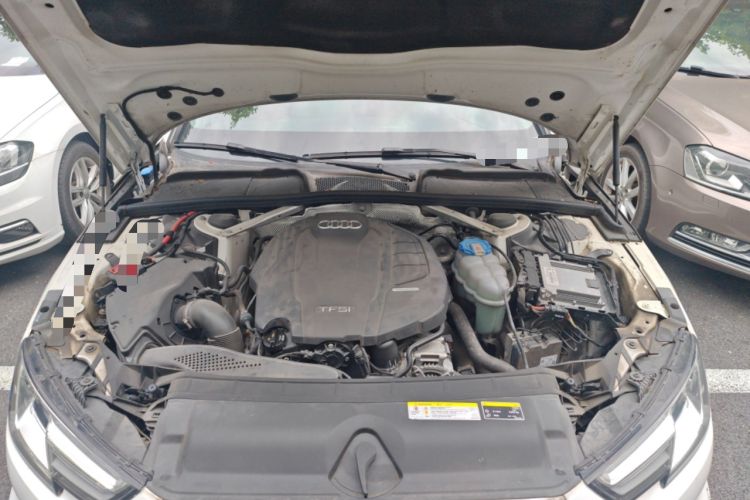Used Audi A4L 2019 40 TFSI Ambition Version China V Engine Bay
