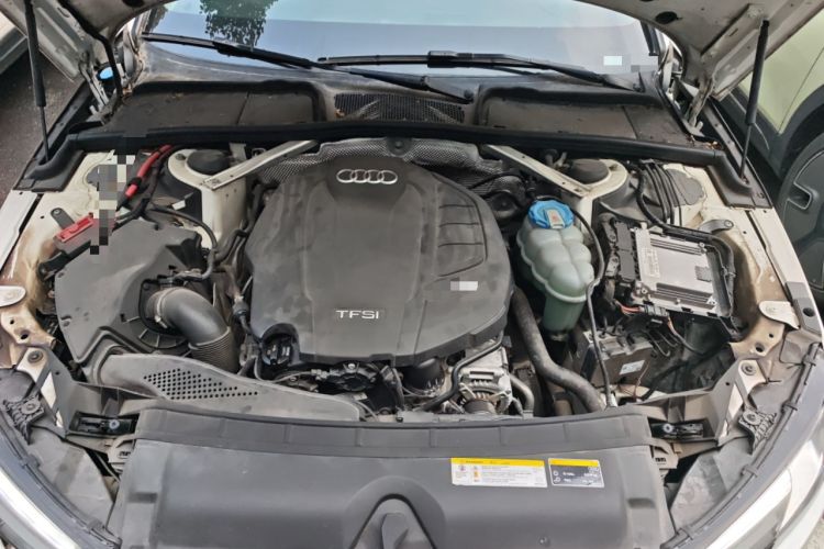 Used Audi A4L 2019 40 TFSI Ambition Version China V Engine Bay