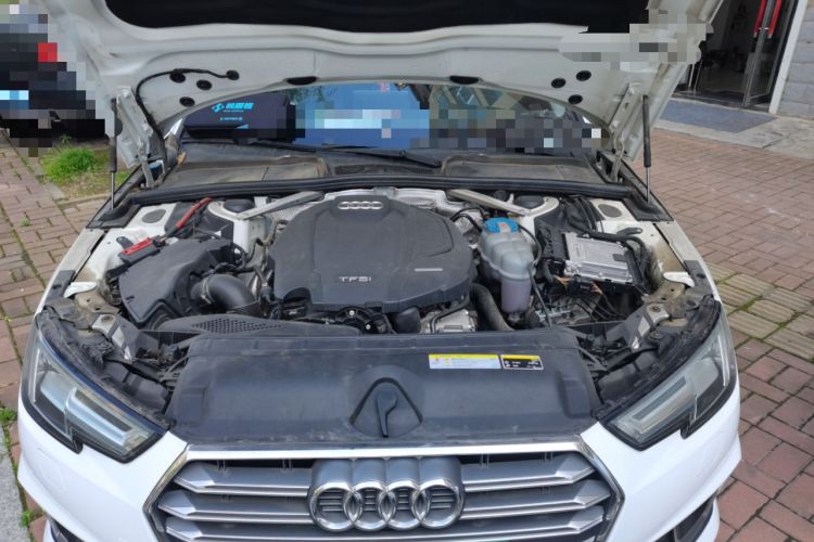 Used Audi A4L 2019 40 TFSI Fashion Version China V Engine Bay