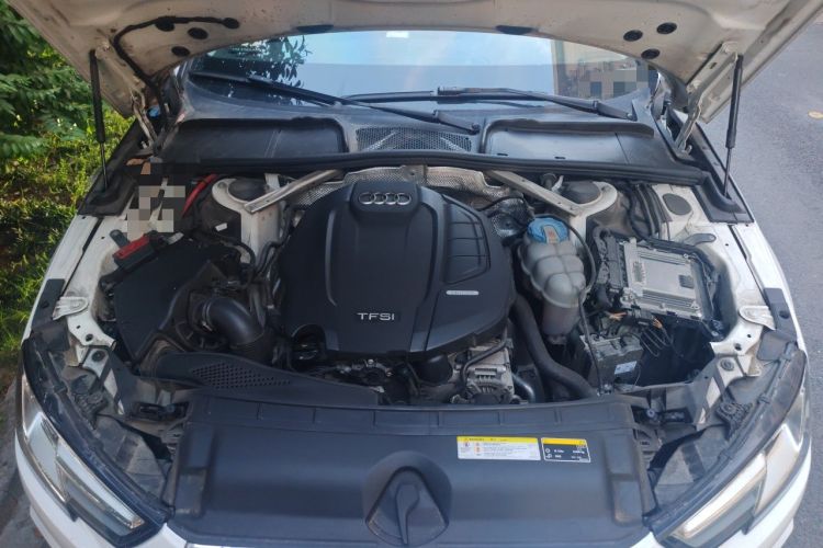 Used Audi A4L 2019 40 TFSI Ambition Version China V Engine Bay