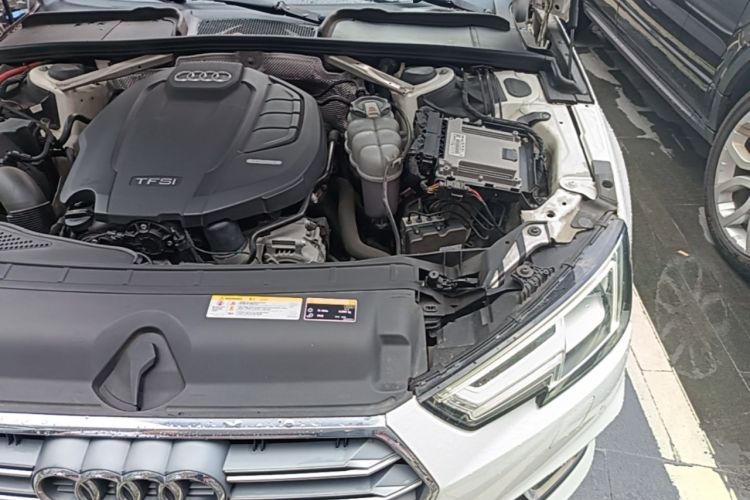 Used Audi A4L 2019 40 TFSI Fashion Version China V Engine Bay Left