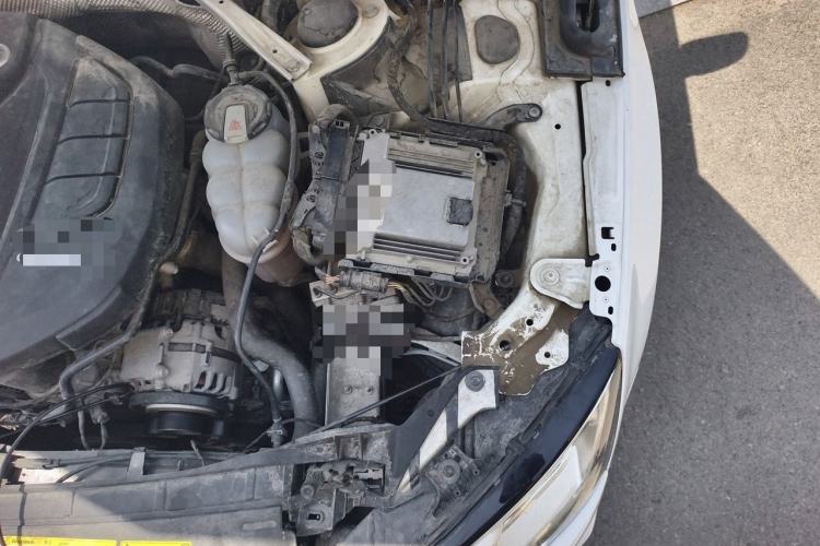 Used Audi A4L 2019 40 TFSI Ambition China VI Engine Bay Left