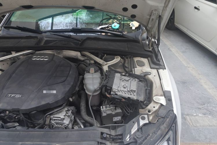 Used Audi A4L 2019 45 TFSI quattro Individual Sport Edition China V Engine Bay Left