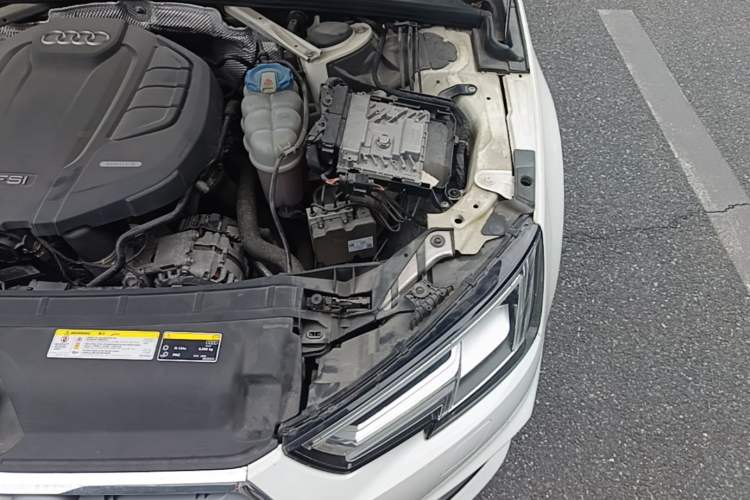 Used Audi A4L 2019 45 TFSI quattro Individual Sport Edition China VI Engine Bay Left