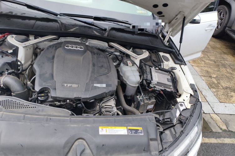 Used Audi A4L 2019 40 TFSI Fashion Version China V Engine Bay Left
