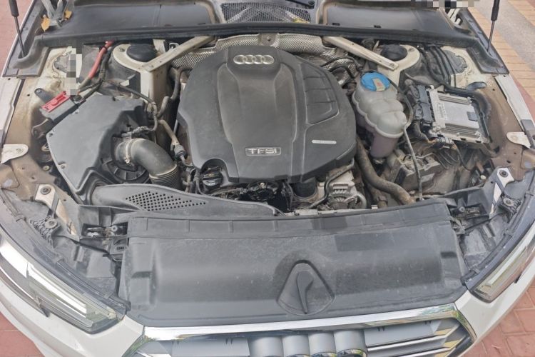 Used Audi A4L 2019 40 TFSI Fashion Version China V Engine Bay