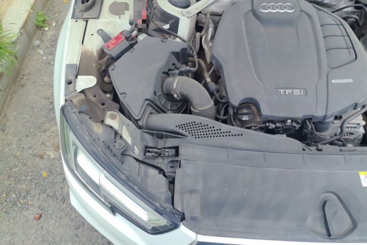 Used Audi A4L 2019 40 TFSI Ambition Version China V Engine Bay Right