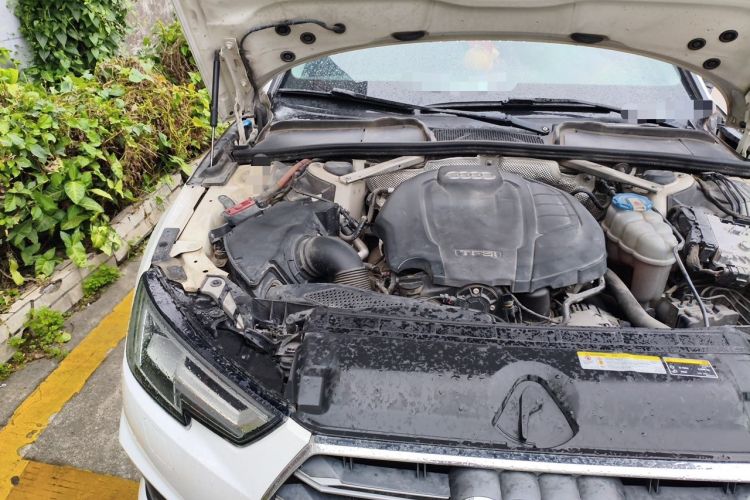Used Audi A4L 2019 45 TFSI quattro Individual Sport Edition China VI Engine Bay Right