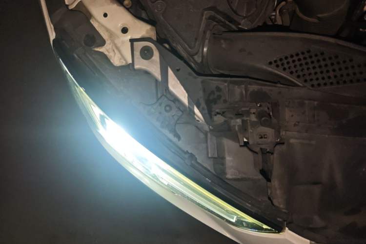 Used Audi A4L 2019 40 TFSI Ambition China VI Engine Bay Right
