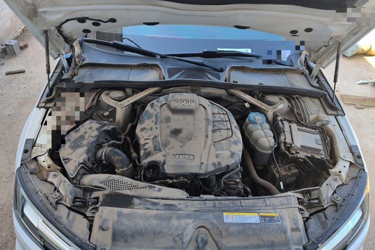 Used Audi A4L 2019 40 TFSI Ambition China VI Engine Bay
