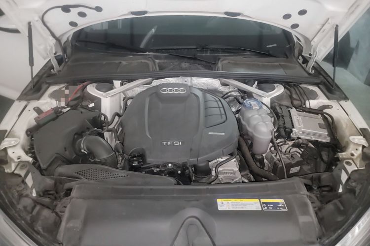 Used Audi A4L 2019 40 TFSI Ambition Version China V Engine Bay