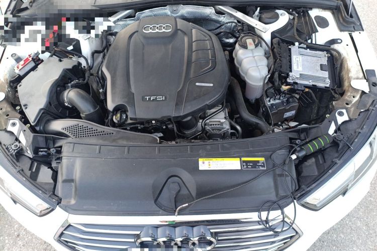 Used Audi A4L 2019 40 TFSI Ambition Version China V Engine Bay