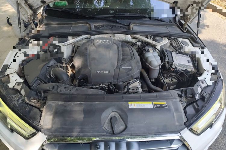 Used Audi A4L 2019 40 TFSI Fashion Version China V Engine Bay