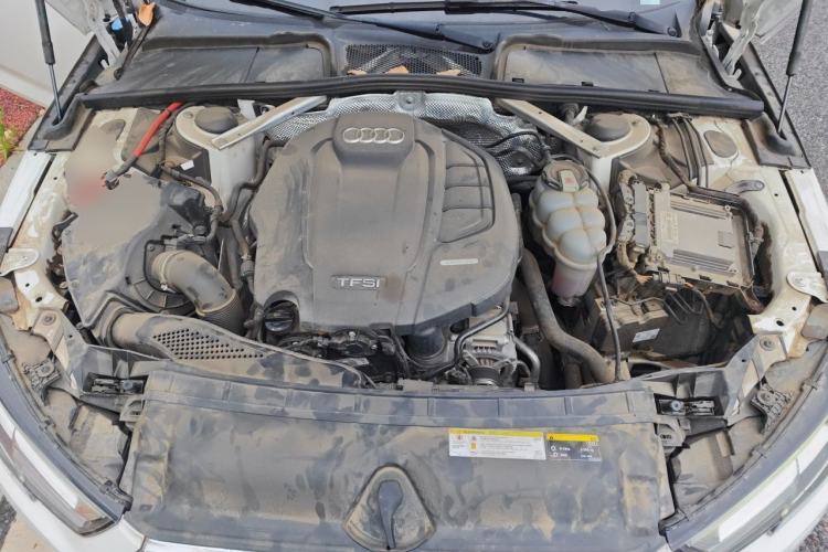 Used Audi A4L 2019 40 TFSI Ambition Version China V Engine Bay