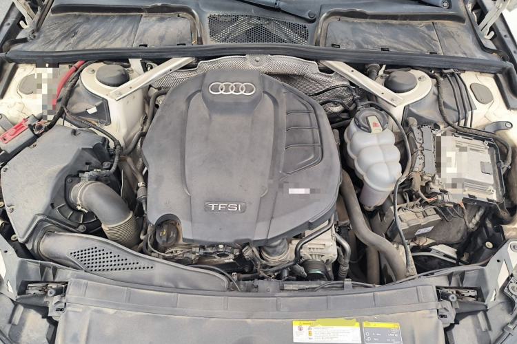 Used Audi A4L 2019 40 TFSI Ambition Version China V Engine Bay