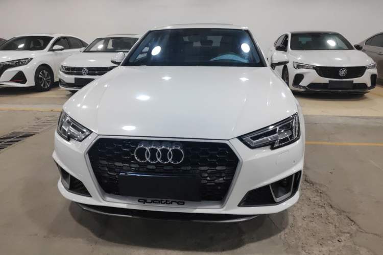Used Audi A4L 2019 40 TFSI Fashion Edition China VI Emission Standard Exterior 1
