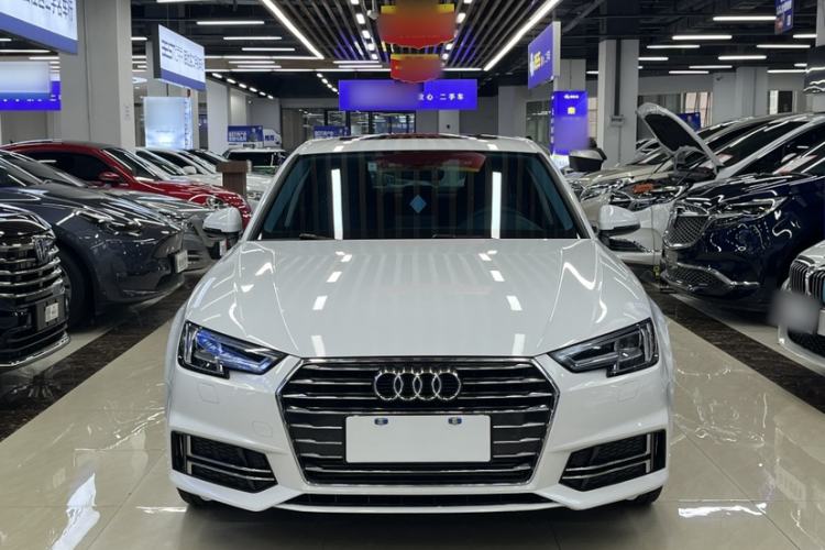 Used Audi A4L 2019 40 TFSI Ambition China VI Exterior 1