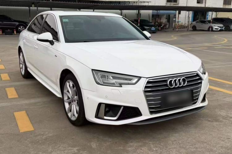 Used Audi A4L 2019 40 TFSI Fashion Edition China VI Emission Standard Exterior 1