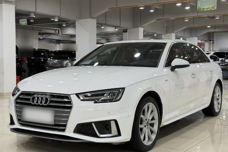 Used Audi A4L 2019 40 TFSI Fashion Edition China VI Emission Standard Exterior 1