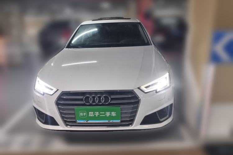 Used Audi A4L 2019 40 TFSI Fashion Edition China VI Emission Standard Exterior 1