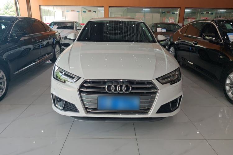 Used Audi A4L 2019 40 TFSI Fashion Edition China VI Emission Standard Exterior 1