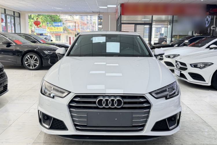 Used Audi A4L 2019 40 TFSI Fashion Edition China VI Emission Standard Exterior 1