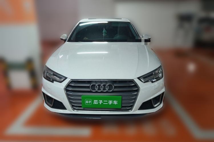 Used Audi A4L 2019 40 TFSI Fashion Edition China VI Emission Standard Exterior 1