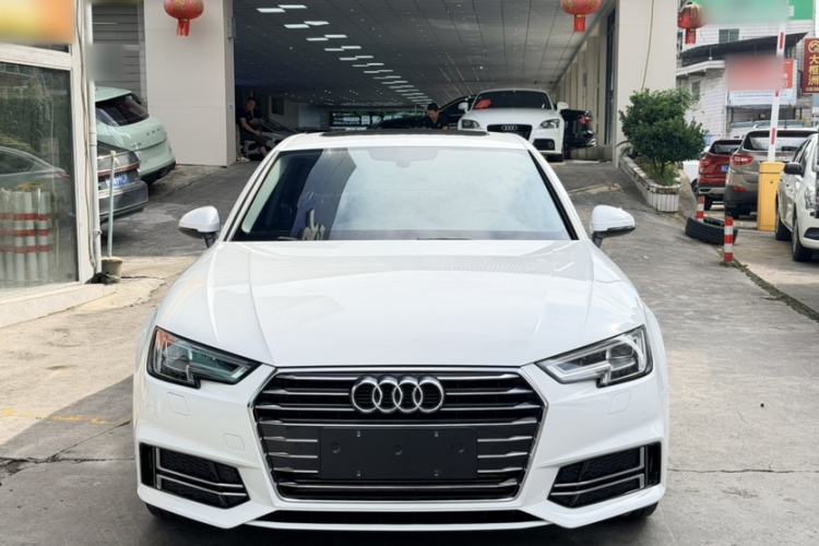 Used Audi A4L 2019 40 TFSI Ambition China VI Exterior 1