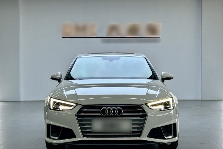 Used Audi A4L 2019 40 TFSI Fashion Edition China VI Emission Standard Exterior 1