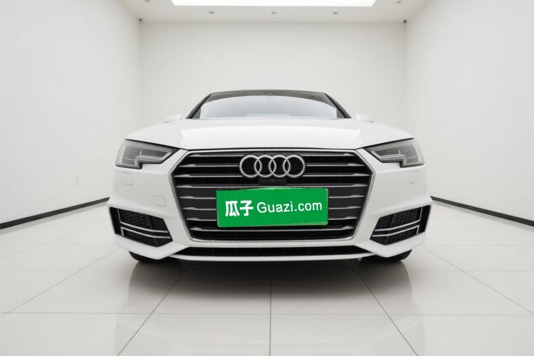 Used Audi A4L 2019 40 TFSI Ambition China VI Exterior 1