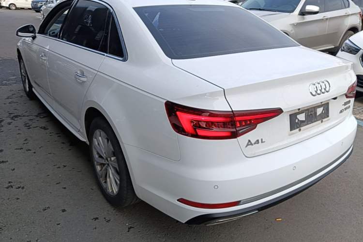 Used Audi A4L 2019 40 TFSI Ambition China VI Exterior 2