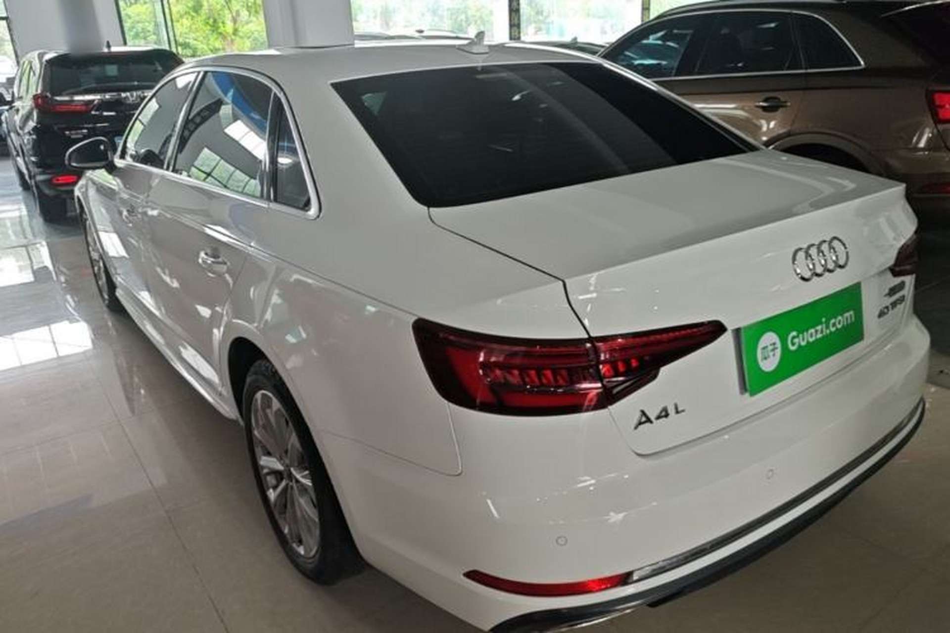 Used Audi A4L 2019 40 TFSI Ambition China VI Exterior 2