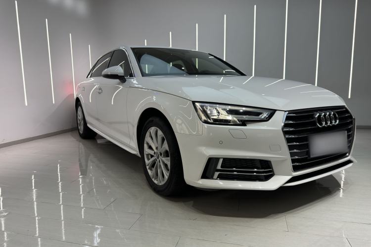 Used Audi A4L 2019 40 TFSI Ambition China VI Exterior 2