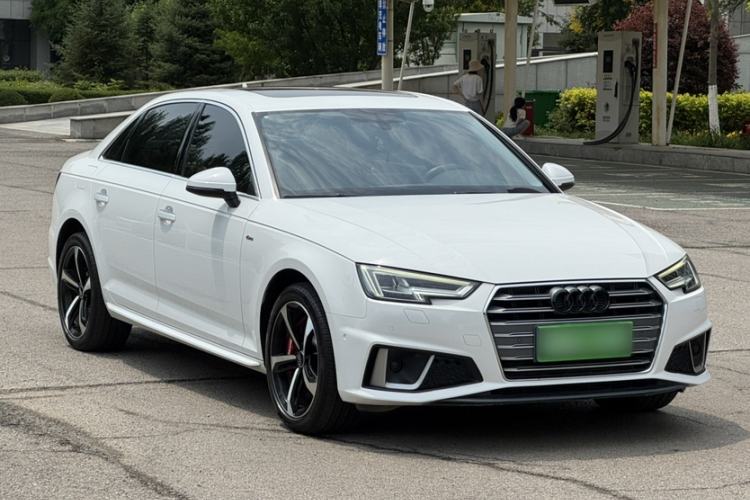 Used Audi A4L 2019 40 TFSI Fashion Edition China VI Emission Standard Exterior 2
