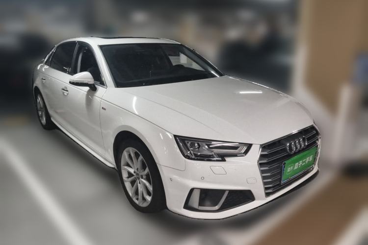 Used Audi A4L 2019 40 TFSI Fashion Edition China VI Emission Standard Exterior 2