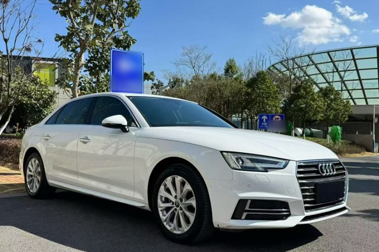 Used Audi A4L 2019 40 TFSI Ambition China VI Exterior 2