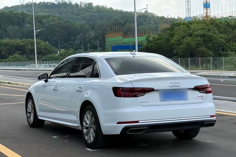 Used Audi A4L 2019 40 TFSI Ambition China VI Exterior 2